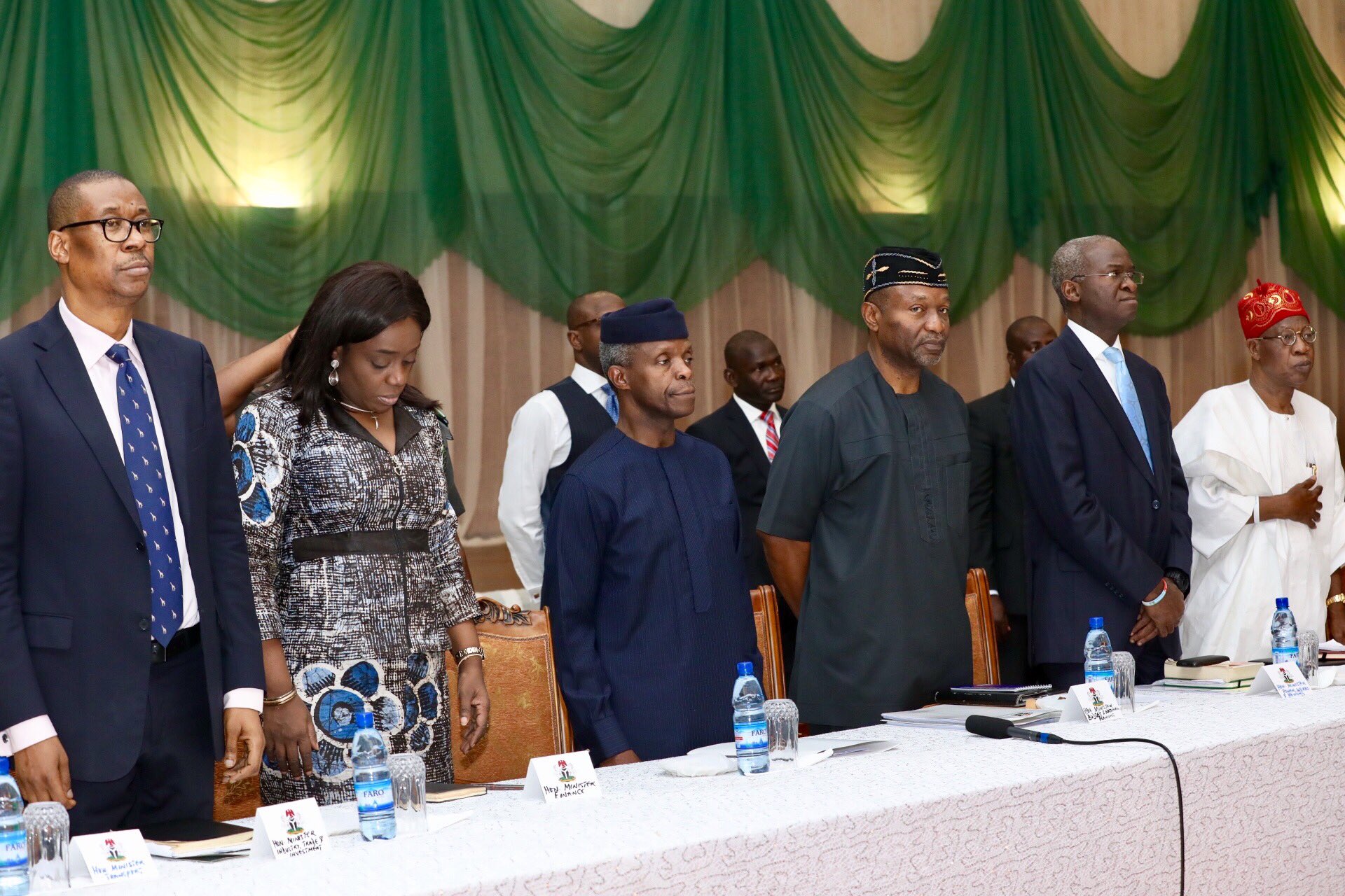 Dem Say We Do Eurobond; Guy, wetin be Eurobond? by @DoubleEph