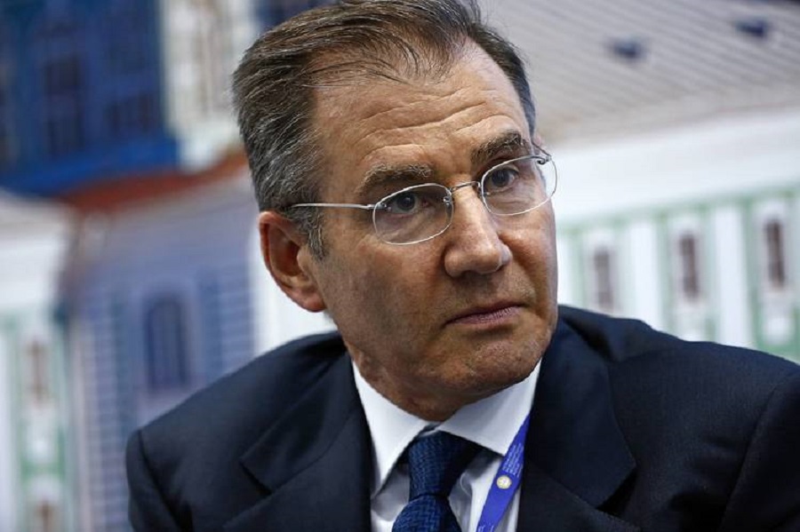 Glencore, world’s biggest fuel trader, hits huge trading profit amidst volatile oil market