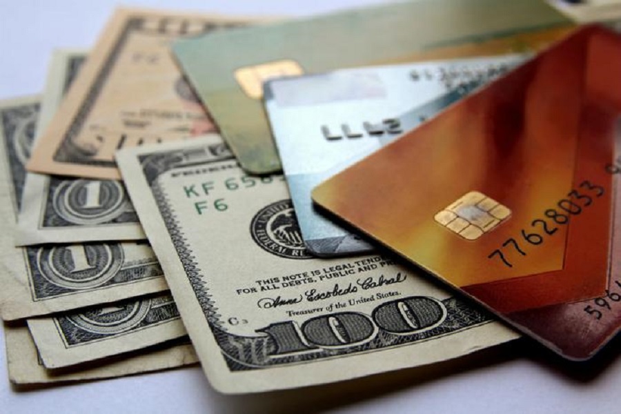Banks reduce dollar spending limit on naira debit cards to $100 