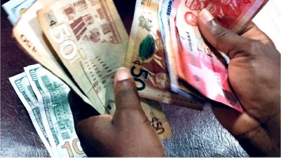 Ghana suspends debt service payments of its Eurobonds