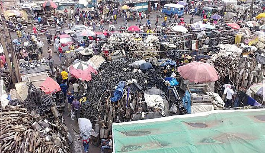 Lagos to shut down markets for waste dumping and being dirty