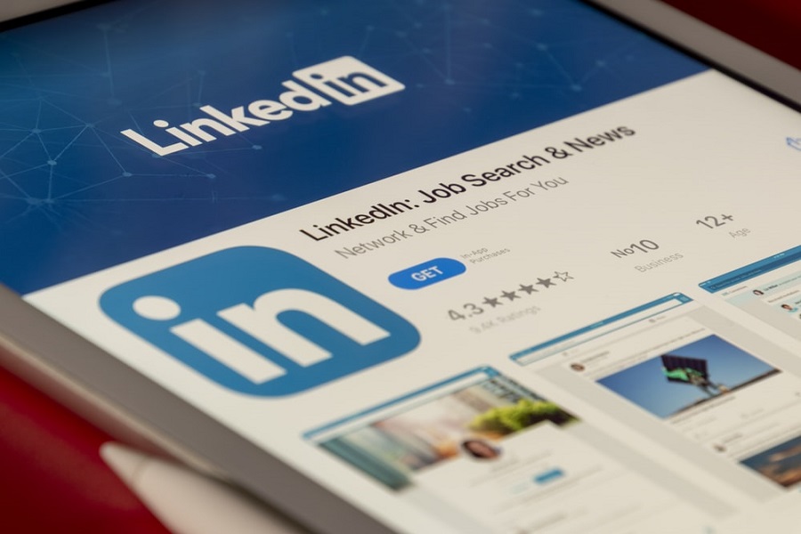Linking up with LinkedIn as a 21st-century professional