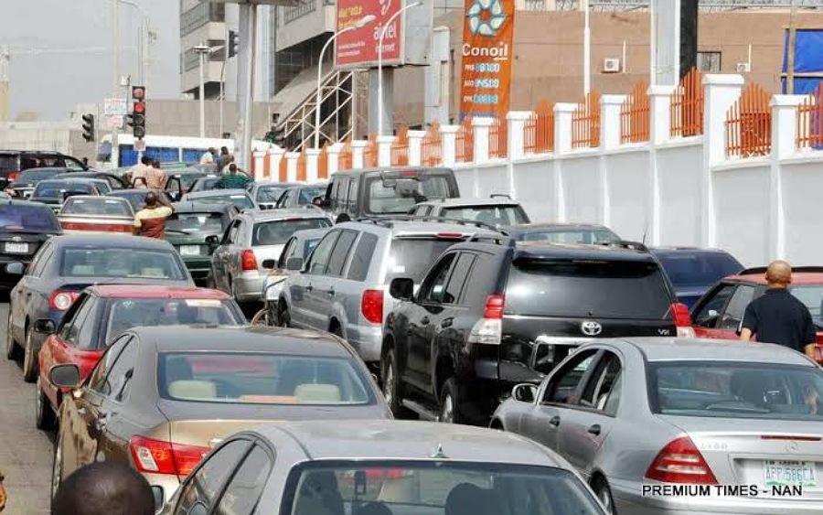 Fuel scarcity returns in some parts of Lagos, as filling stations hoard product