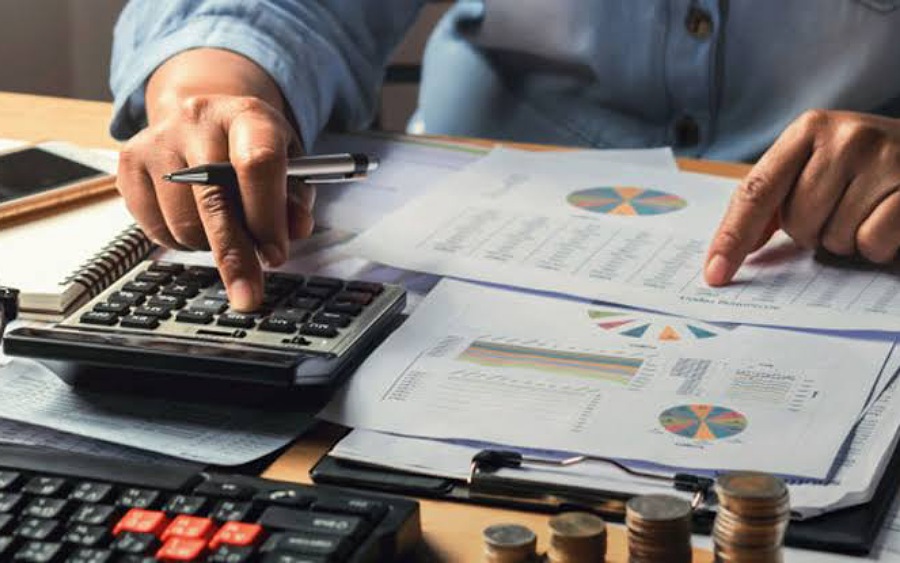 This is how to calculate Personal finance Math; your score might shock you