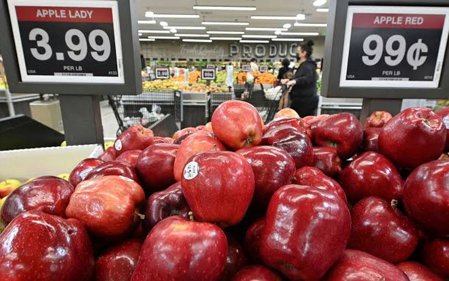 US slips into recession after GDP contracts by 0.9% in Q2 2022