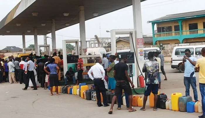 Fuel scarcity: FG must address these 5 issues to end scarcity in Nigeria