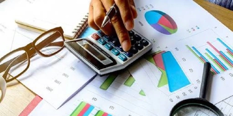 Global economic contraction: How you can invest in a recession