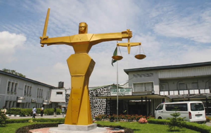How Nigerians reacted to Supreme Court’s extension of old naira notes to December 2023
