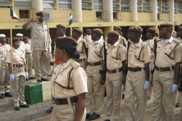 How to apply for 2023 Nigeria Immigration Service vacancies