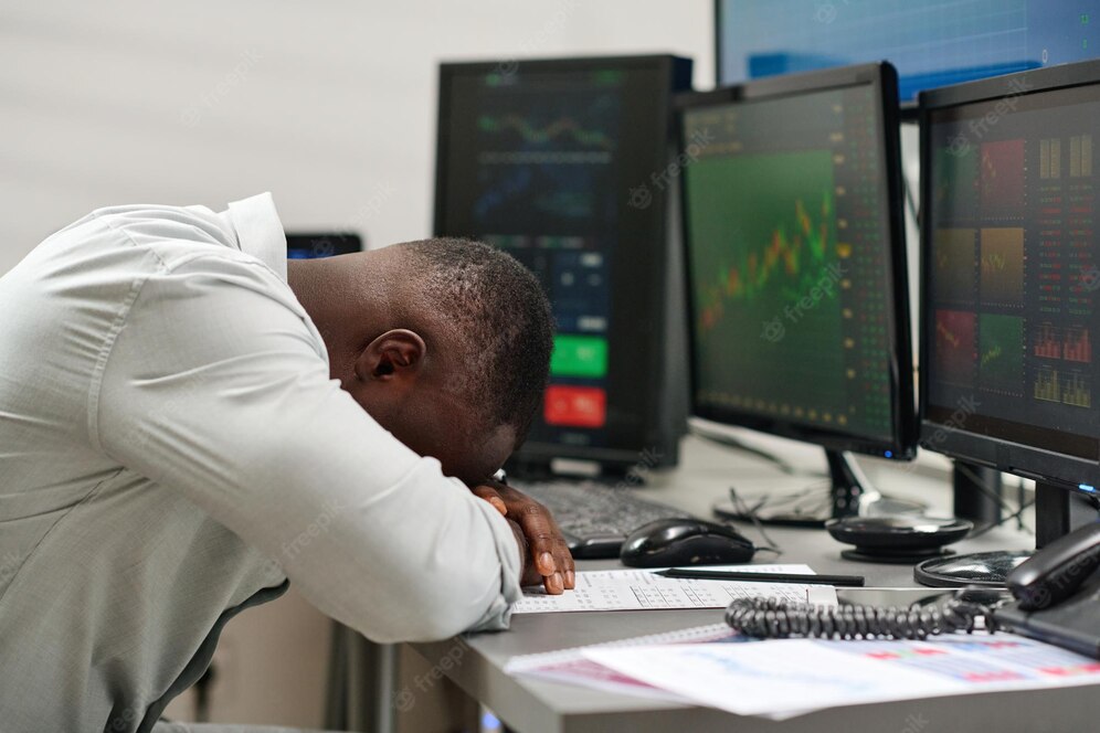 Naira scarcity: Black market traders shut down operations