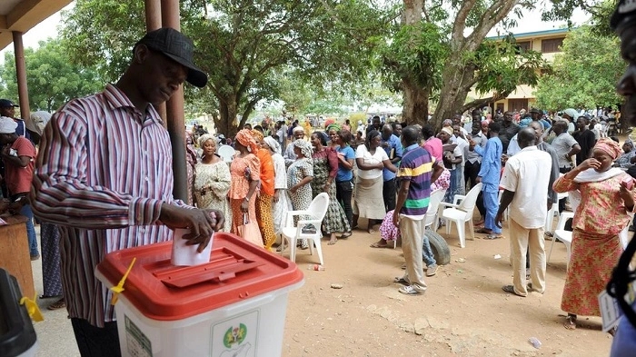 Voting suspended at several polling units in Iba LCDA of Lagos State as thugs reign supreme