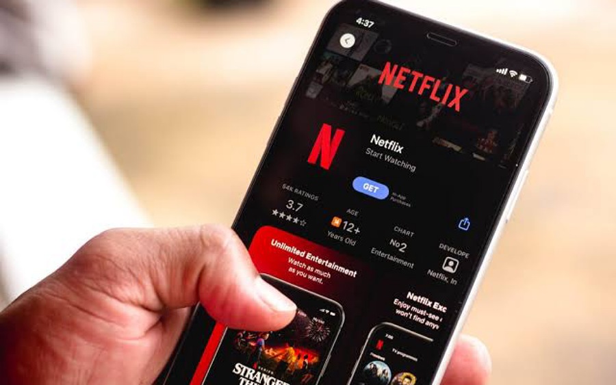 6 Netflix Movies that will improve your Financial Literacy