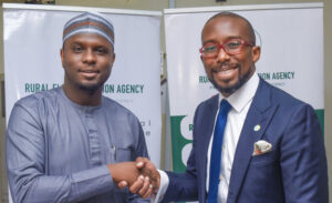 Fuel subsidy: Oando and REA sign MoU on renewable energy access