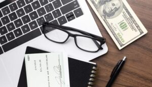 5 books you should read to learn about money and grow rich