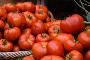 Tomato scarcity grips Nigeria, pushing prices to record highs 