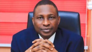 EFCC freezes 300 accounts over illicit forex trading, says naira would have crashed in one week