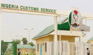 Nigeria customs adjusts exchange rate for cargo clearance by 22.8% to N952/$