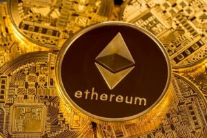 Ethereum eyes $4,900 as ascending triangle takes shape