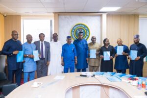FG signs N122 billion equity participation agreement with six gas companies  
