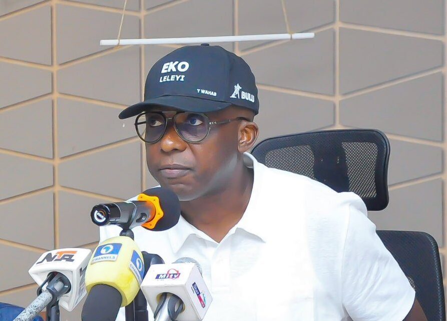 Lagos orders demolition of structures blocking drainage channels in Agungi, Ajiran