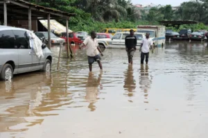 NiMet alerts Nigerians to widespread 3-day rain and thunderstorms, warns of flash floods