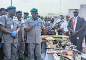 Customs intercepts 16 containers of contraband goods worth over N10 billion in Lagos 