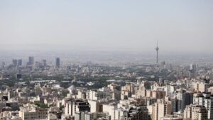 Airlines suspend Middle East flights as US–Israel strikes shut regional airspace 