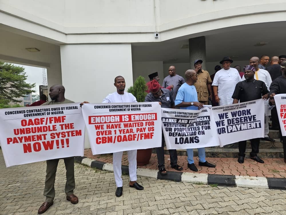 FG contractor arrears raise credit risk as investors price pressure