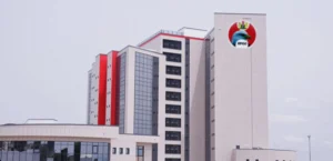 EFCC warns Nigerian lawyers against charging clients in foreign currencies