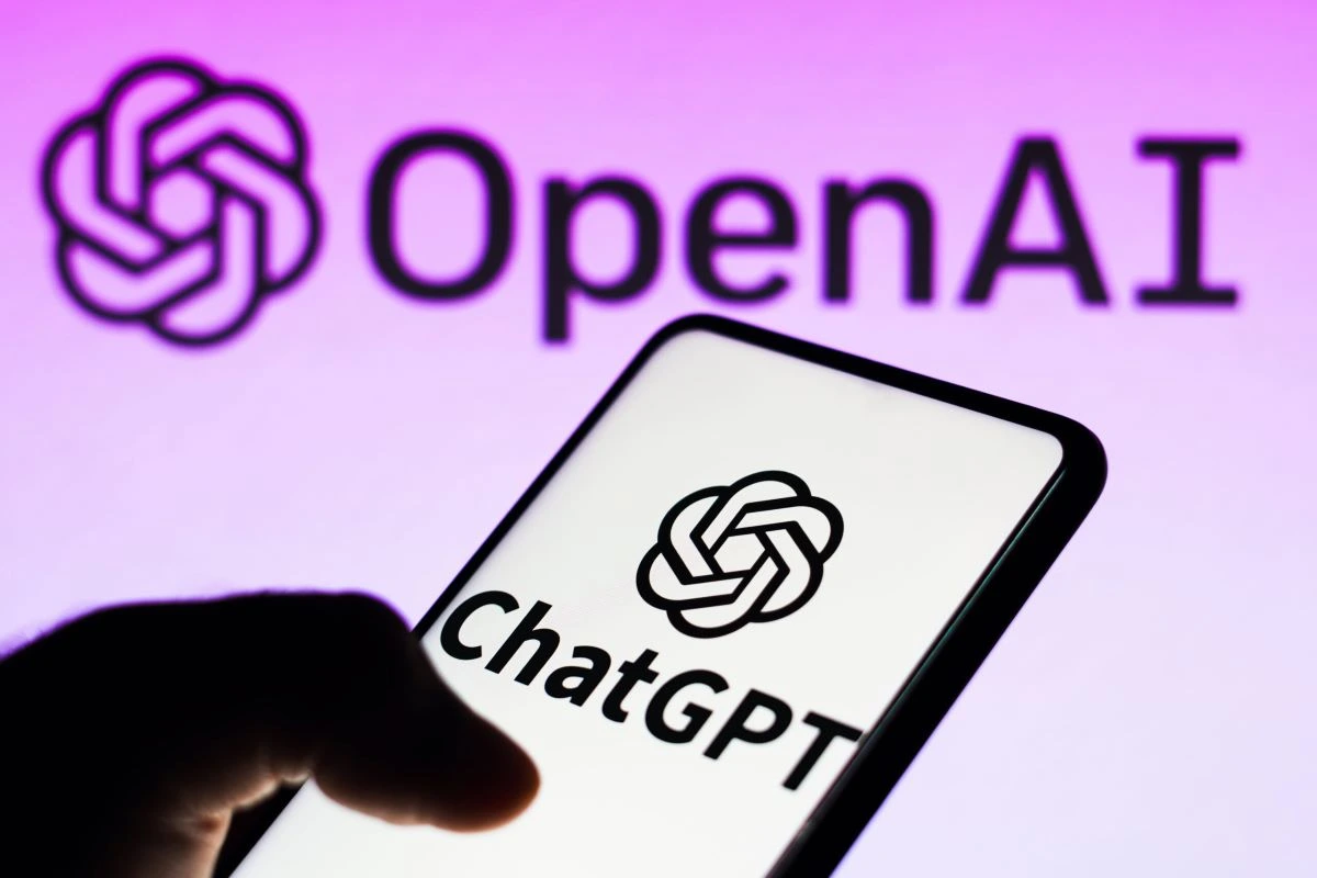 OpenAI discute d'une levée de fonds à plus de 1 200 milliards de dollars