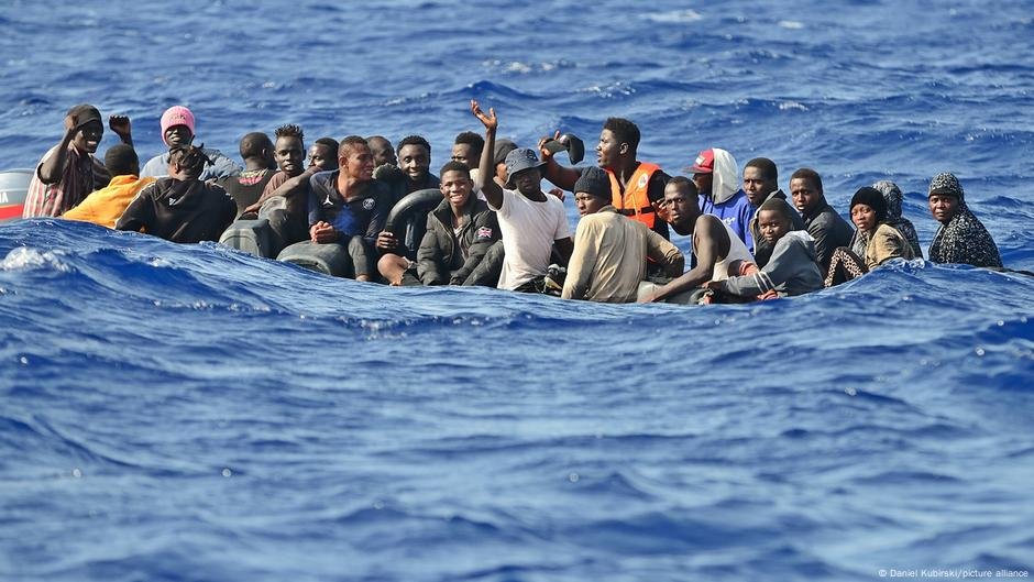 59% Drop in West African Sea Migrant Arrivals to Europe: IOM Report Highlights Shifting Routes